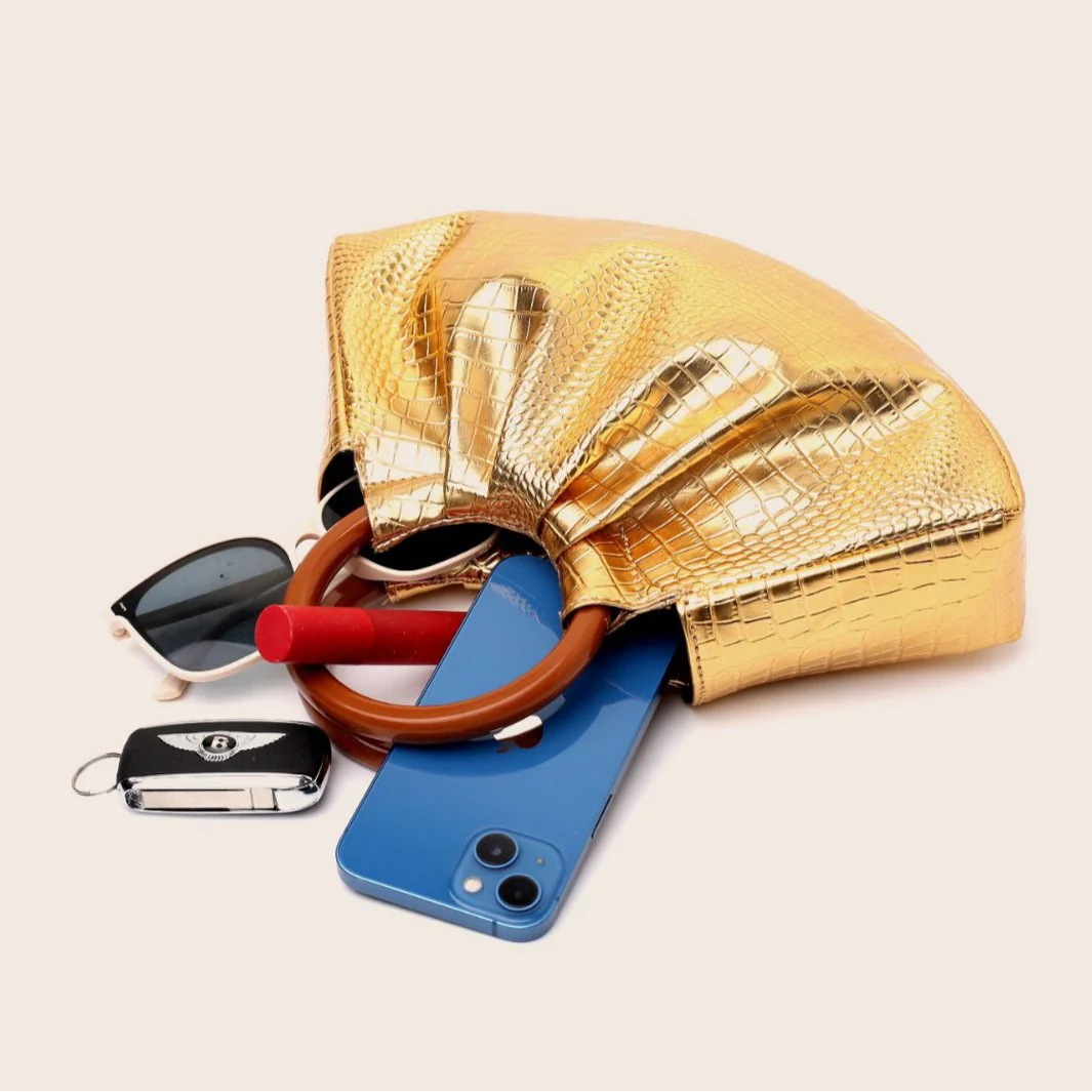 Elegant Pleated Luxe Handbag - Image 3