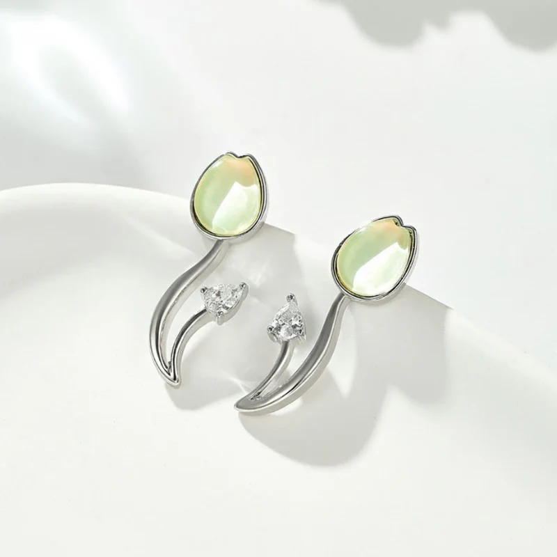 Fresh Petite Tulip Design Earrings - Image 5