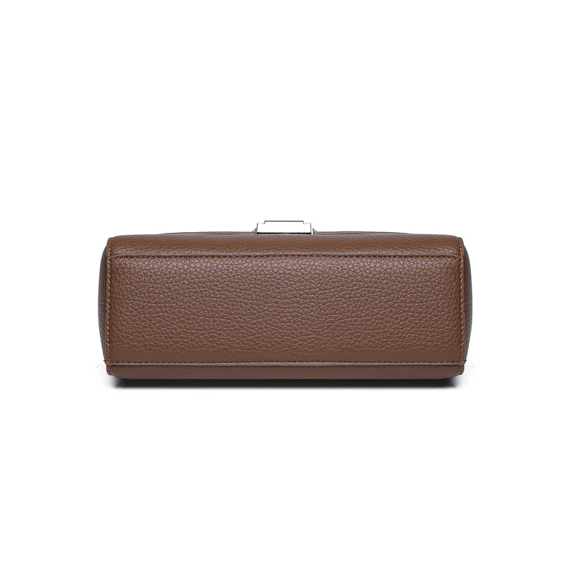 Retro Fashion Versatile Crossbody Bag - Image 4