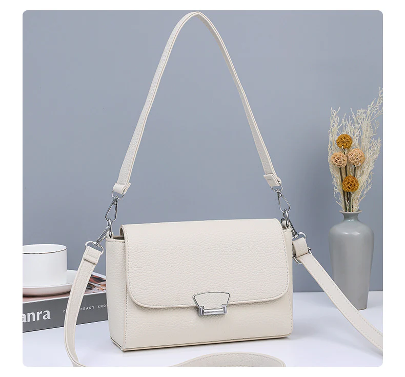Retro Fashion Versatile Crossbody Bag - Image 9