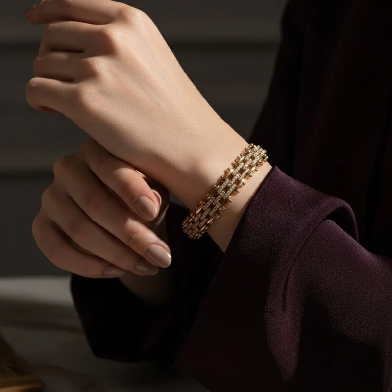Urban Iced Zircon Cuban Bracelet - Image 4