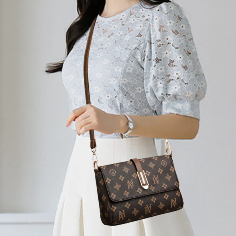 Versa Luxe Carry Crossbody Bag - Image 4