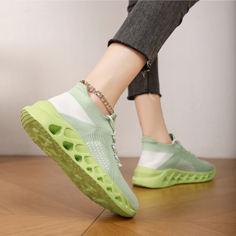Women's Casual Korean Style Runner Shoes - Image 4