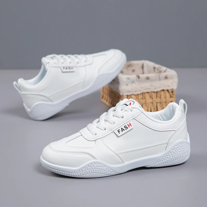 Women's Casual Lightweight Fashion Sneakers - Image 2