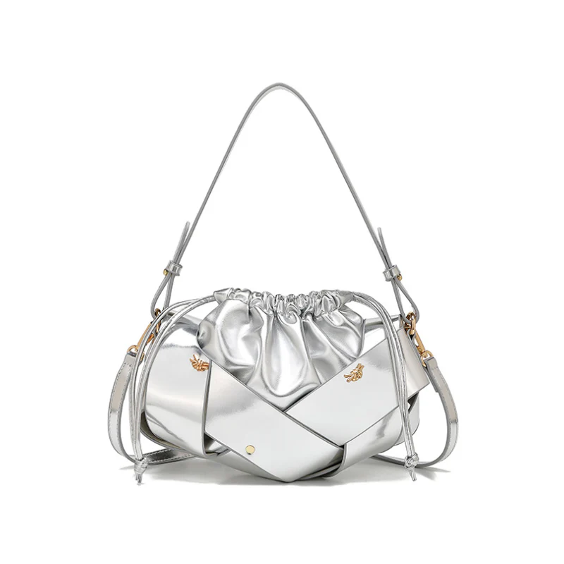 Women's Sculptural Woven Shoulder Bag - Image 5
